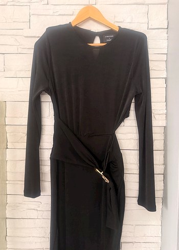 Zeynep Tosun gece elbisesi - Görsel 2