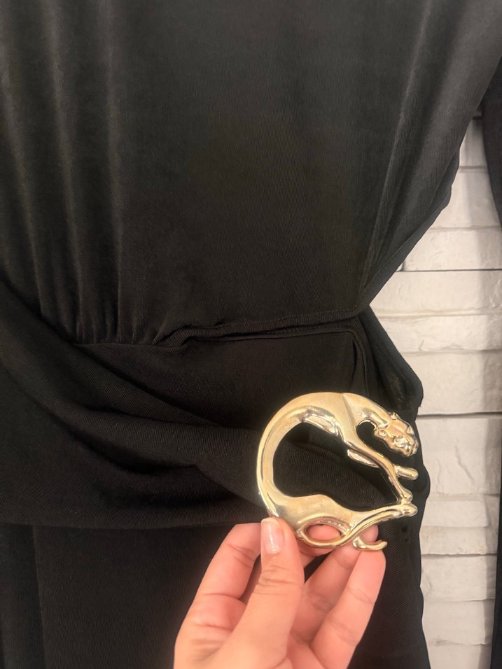 Zeynep Tosun gece elbisesi - Görsel 4