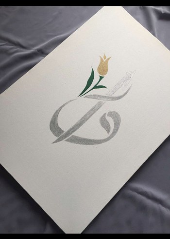 Minimalist Lale Motifli Tablo