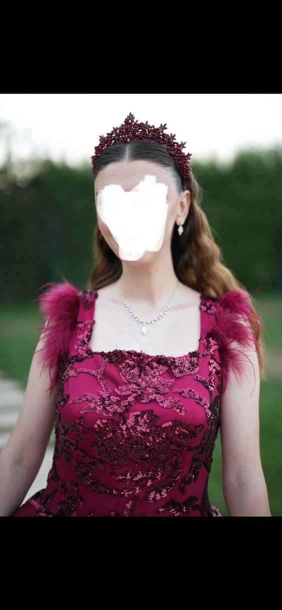 Bordo Dantel Desenli Uzun Kabarık Kına Elbisesi - Görsel 2