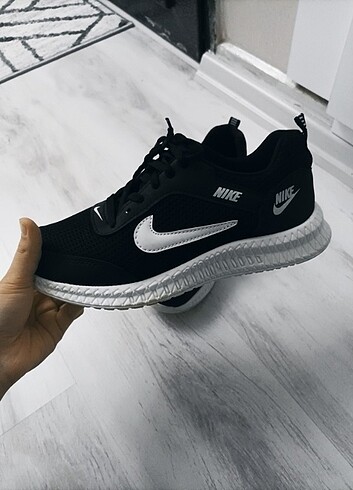 Nike ayakkabi