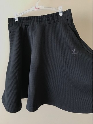 Adidas cepli etek