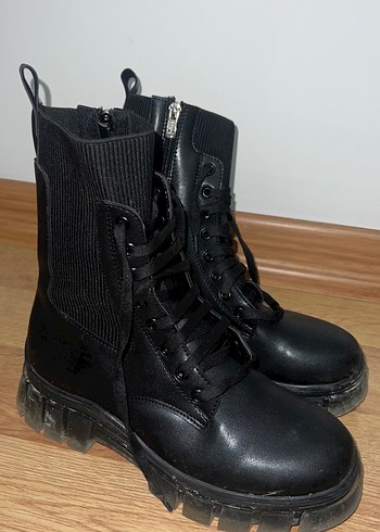 Siyah Bağcıklı Stiletto Topuklu Kadın Bot - Görsel 2