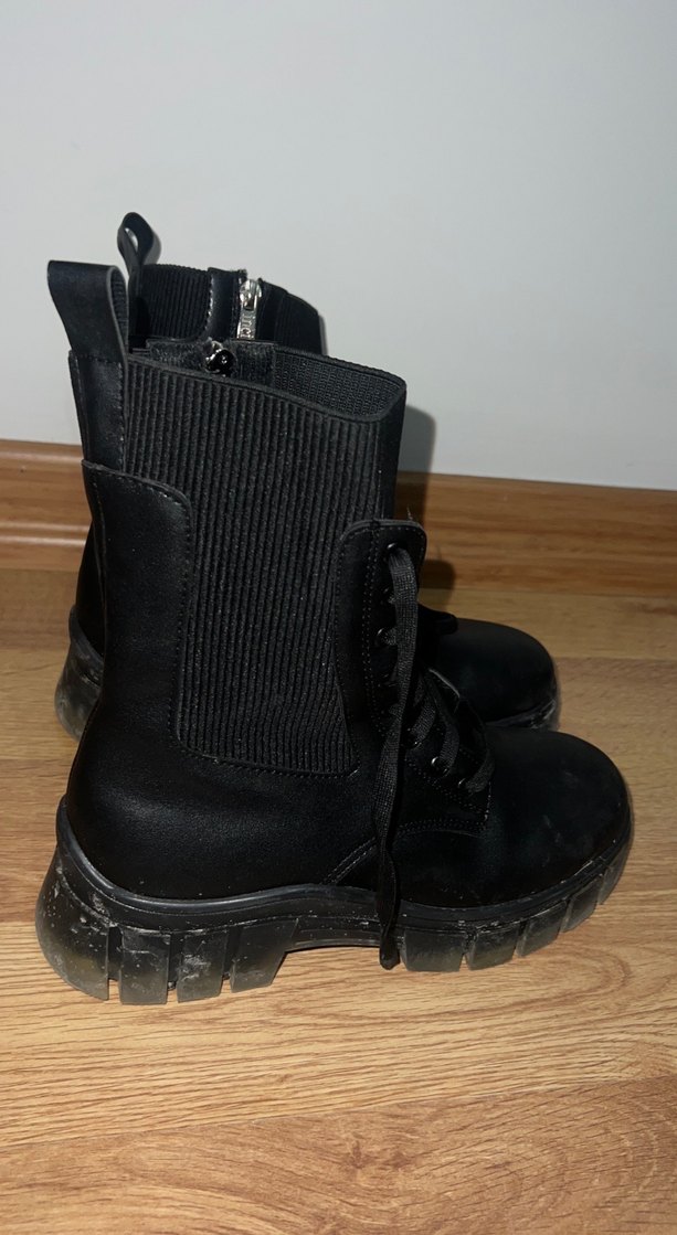 Siyah Bağcıklı Stiletto Topuklu Kadın Bot - Görsel 5