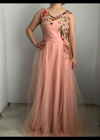 Pembe tül çiçekli abiye elbise
