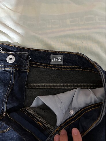 32 Beden lacivert Renk jeans
