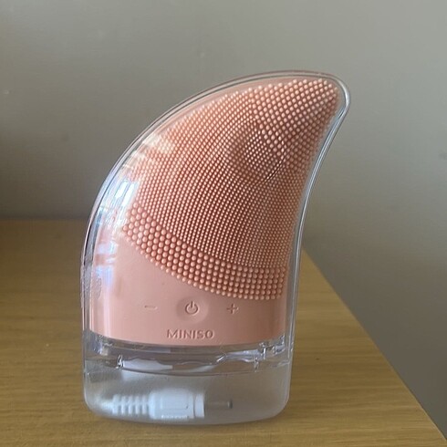 Miniso yüz temizleyici silikon cihaz