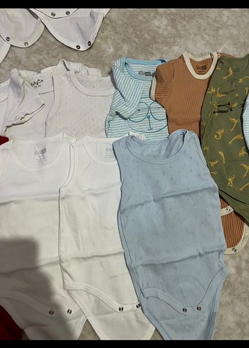 Çok Renkli Erkek Bebek Kısa Kollu Body - Görsel 2