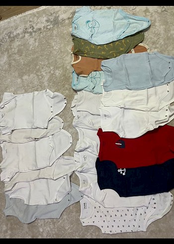 Pamuklu Çok Renkli Kısa Kollu Bebek Body