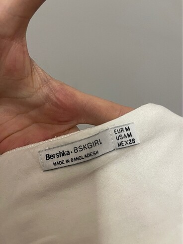 Bershka beyaz üst - Görsel 3