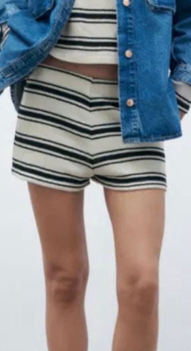 Gri Çizgili Kadın Triko zara şort - Görsel 4