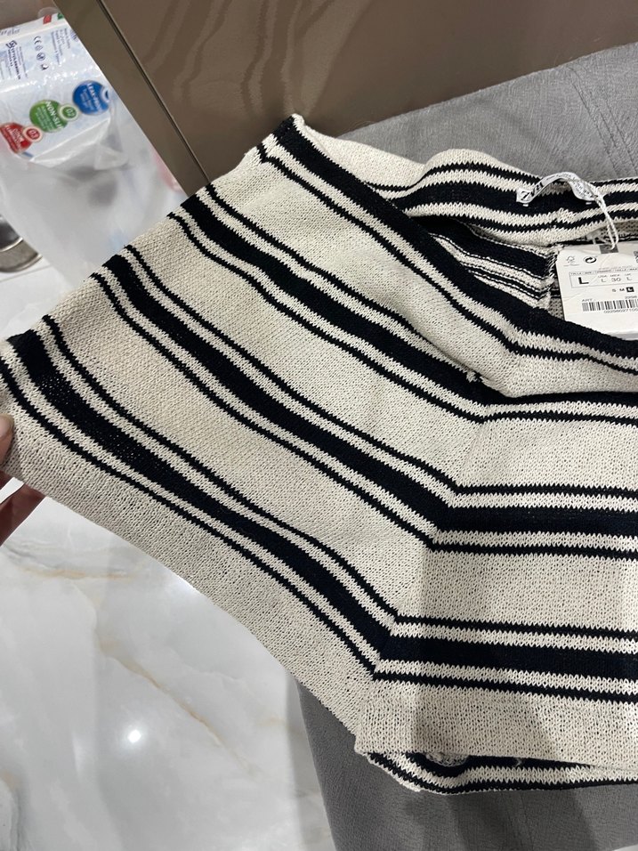 Gri Çizgili Kadın Triko zara şort - Görsel 2