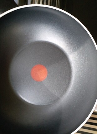 Beden gri Renk Tefal durabase teknolojili wok tava 28 cm