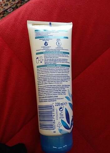 Beden Renk Head and shoulders supreme saç kremi 220 ml