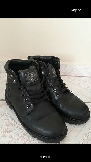 Zara SİYAH BOT
