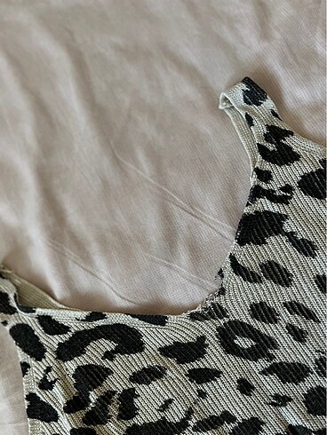 m Beden Leopar Print Askılı