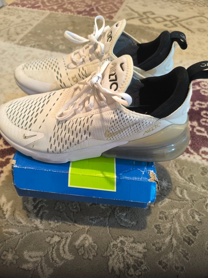 Nike Air 270 Beyaz Spor Ayakkabı - Görsel 4