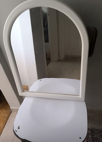 Ikea Beyaz ve Oval Dekoratif Ayna