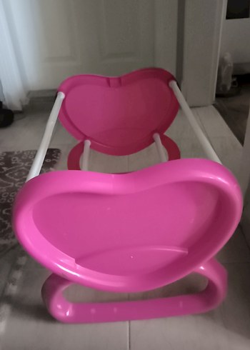 Diğer Pembe Çocuk Beşiği