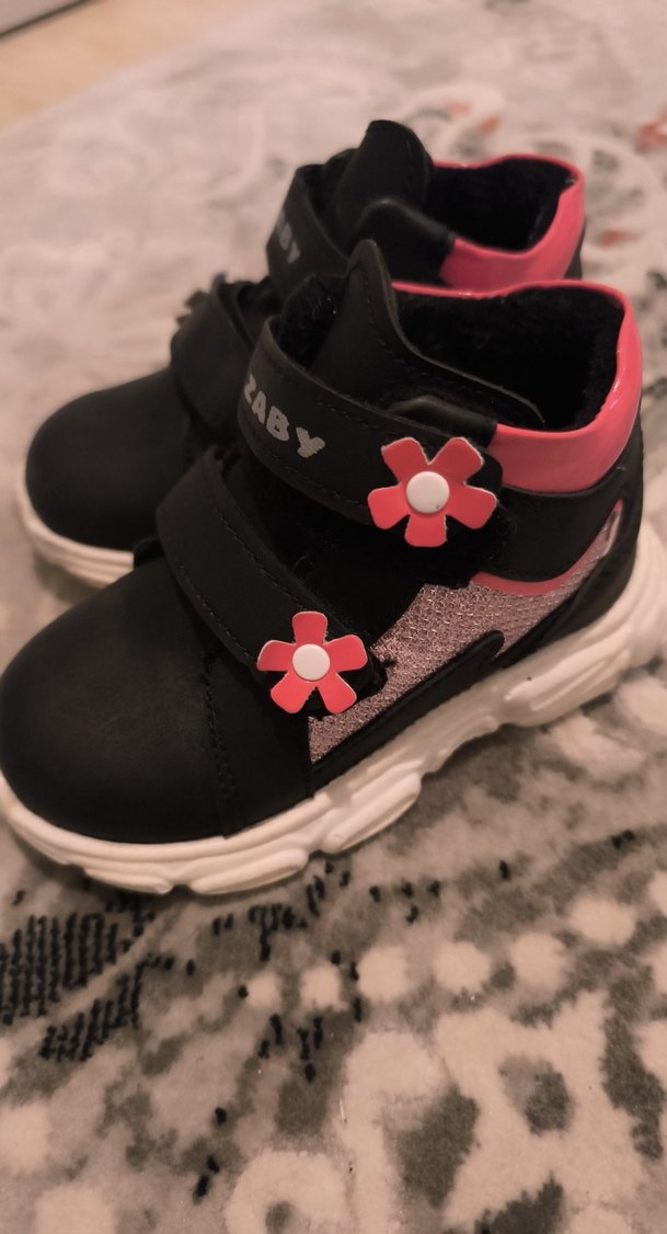 Kız Çocuk Siyah Floral Cırtcırtlı Spor Ayakkabı - Görsel 4