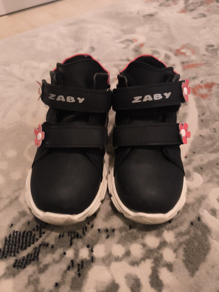 Kız Çocuk Siyah-Pembe Çiçekli bot - Görsel 4