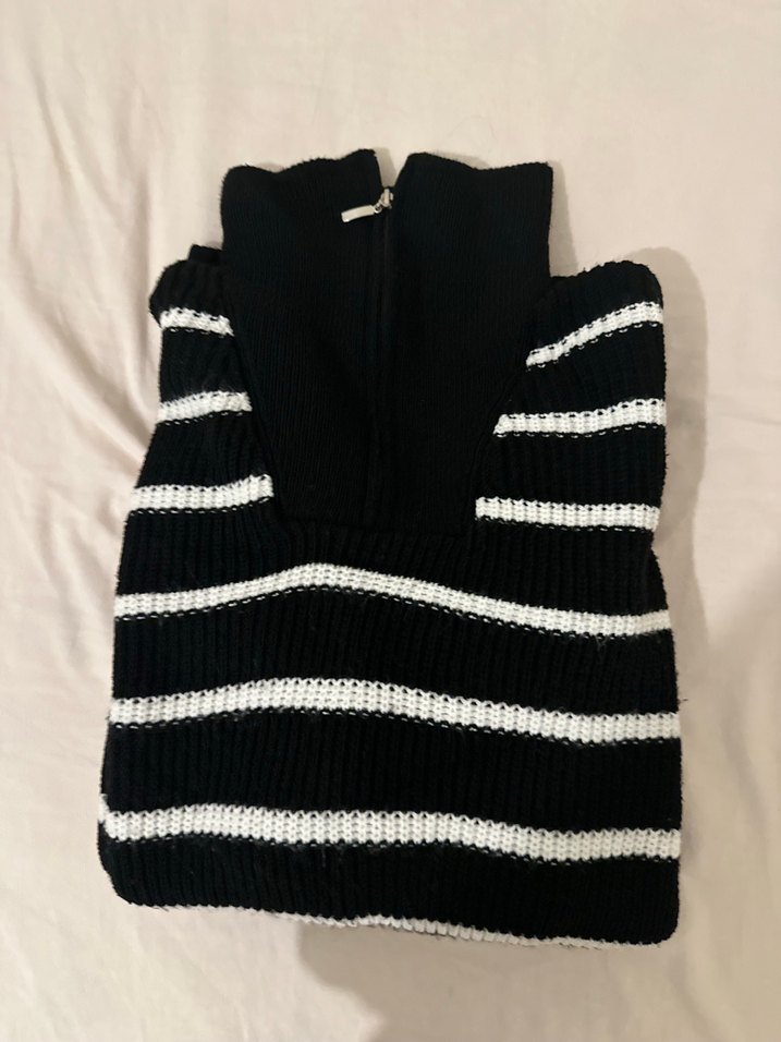 #trendyolmodest Çizgili Yarım Fermuarlı Siyah Triko Kazak - Görsel 4