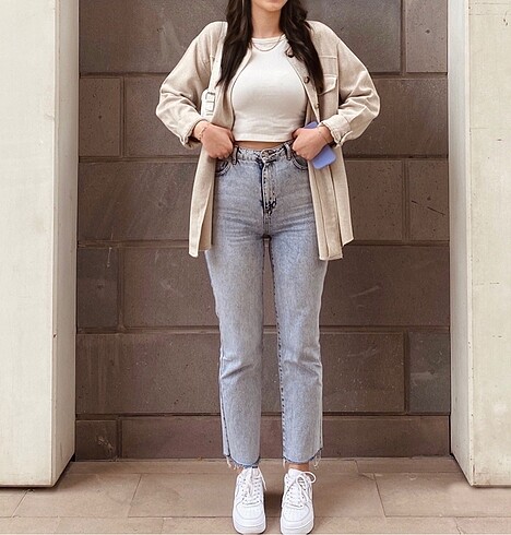 Milli straight jean