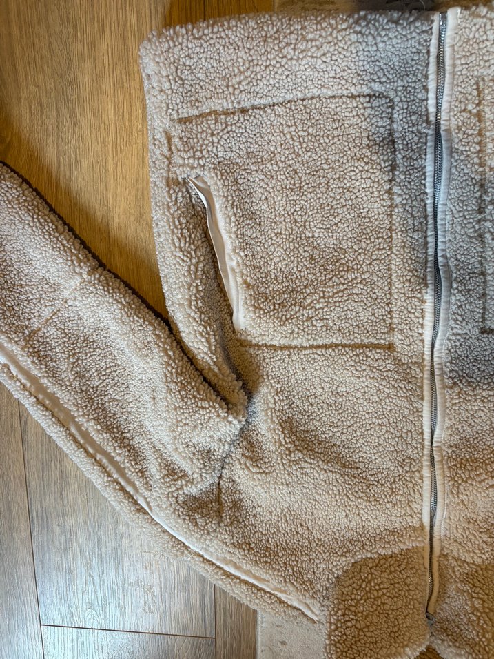 H&m modeli peşüş mont - Görsel 3