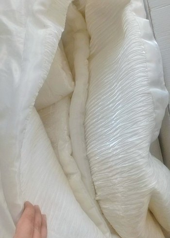 Beyaz Baskılı Yatak Örtüsü - Görsel 4