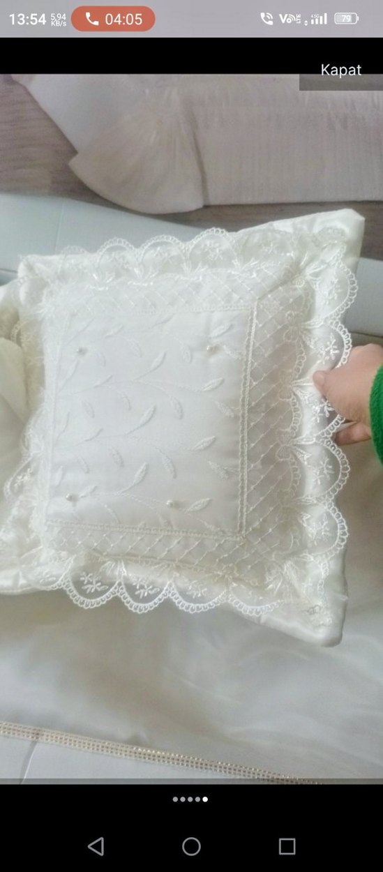 Beyaz Baskılı Yatak Örtüsü - Görsel 5