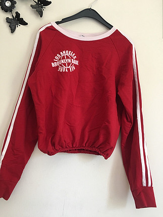 Kırmızı sweatshirt