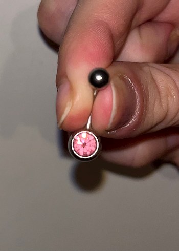 Pembe taşlı titanium gümüş piercing