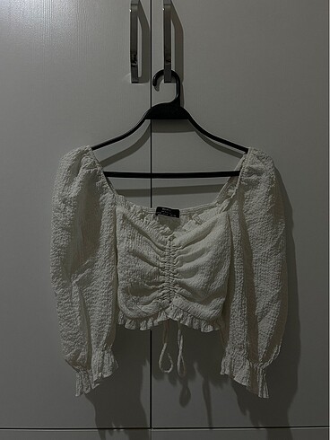 Bershka Bershka bluz DENEME İLANI ALMAYIN