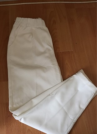 Beyaz havuç pantolon 