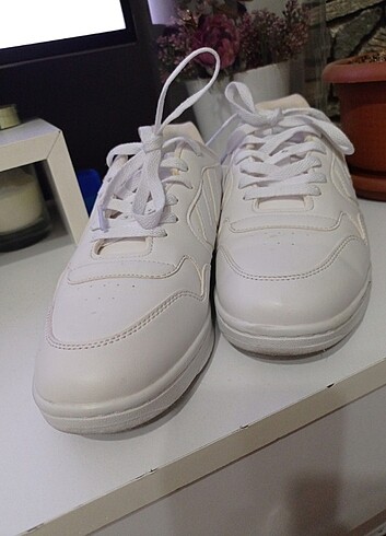 40 Beden beyaz Renk Hummel spor ayakkabı