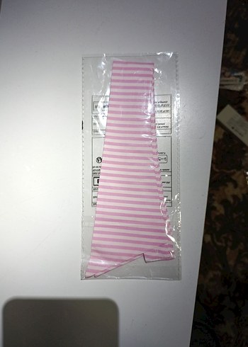 Pembe Çizgili Pratik Yaka - Görsel 3