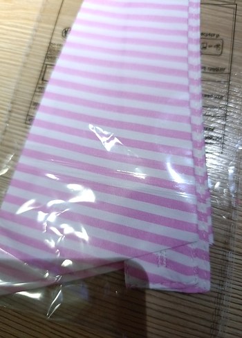 Pembe Çizgili Pratik Yaka - Görsel 5