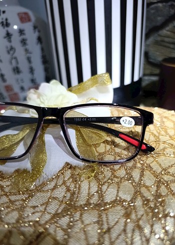 Klasik Şeffaf Kadın Gözlüğü 2.0 - Görsel 6