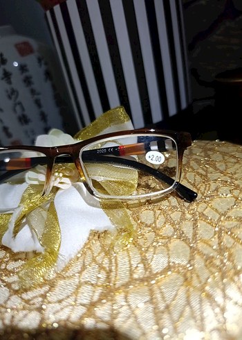 Klasik Kahverengi Şeffaf Kadın Gözlüğü 2.0 - Görsel 6