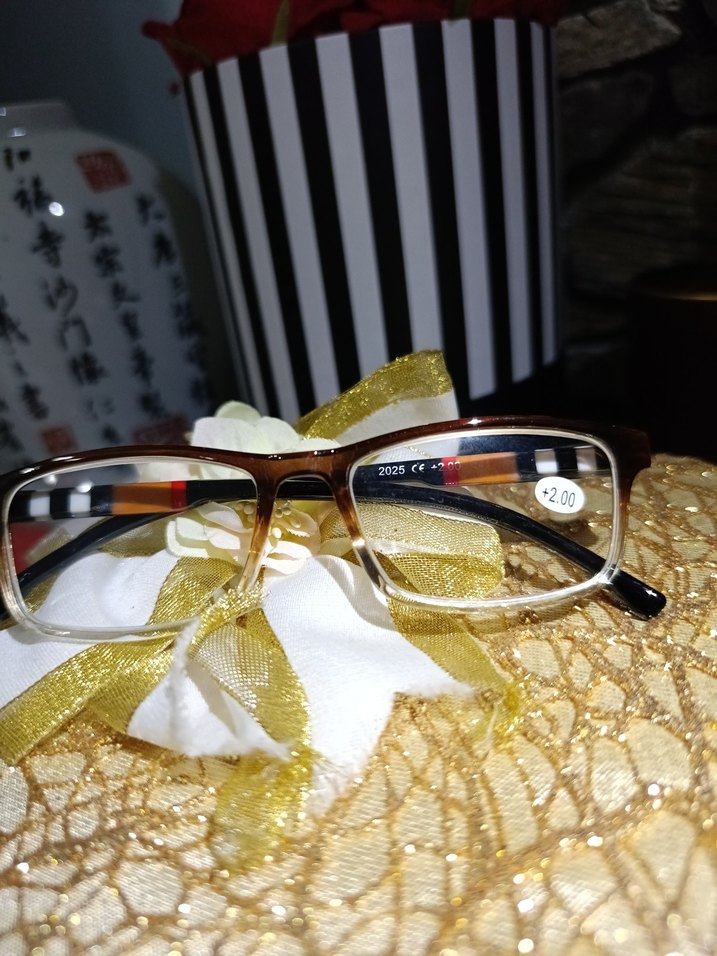 Klasik Kahverengi Şeffaf Kadın Gözlüğü 2.0 - Görsel 5