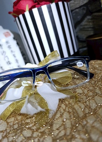 Şeffaf Mavi Okuma Gözlük 2.0 - Görsel 6