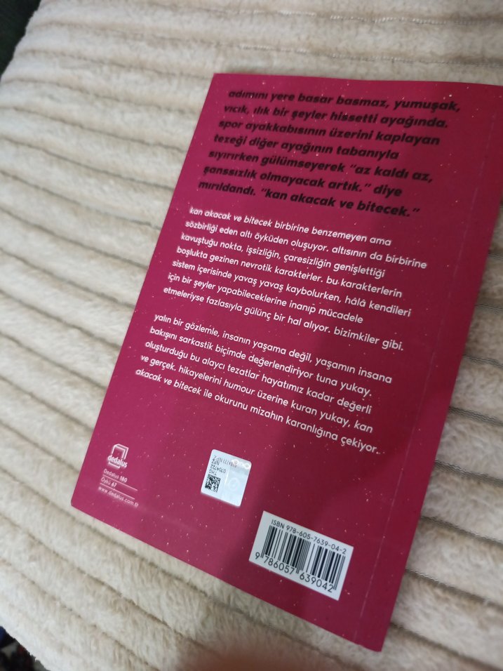 Kan akacak ve Bitecek - Tuna Yukay - Görsel 2