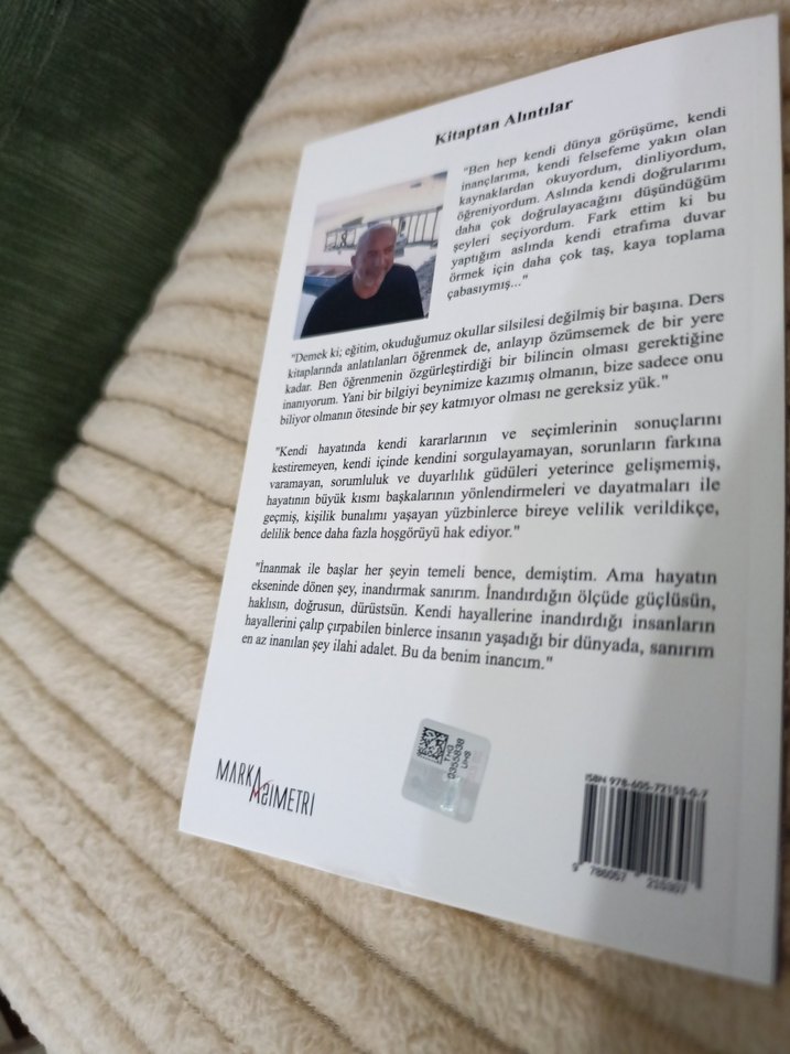 Beyaza Düşman Griler - Muhsin Kaya - Görsel 4