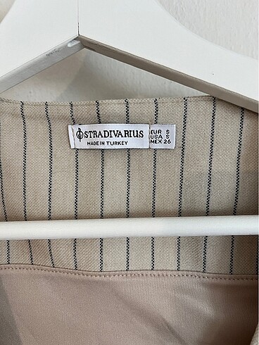 Stradivarius Yelek