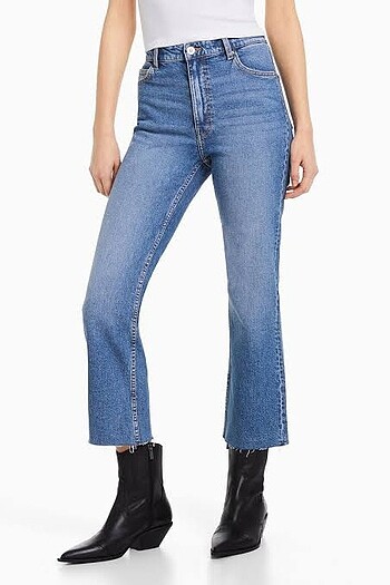 Bershka Crop Fit Jean