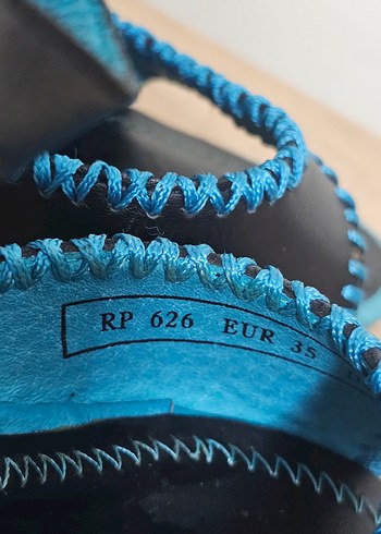 Mavi Nakışlı Bohem İnce Topuklu Ayakkabı - Görsel 2