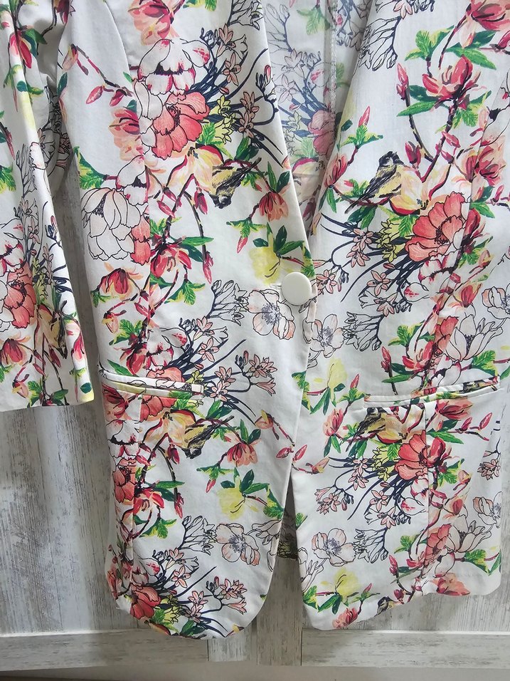 Çiçekli mevsimlik ceket - Görsel 2