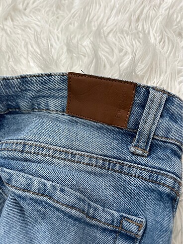 34 Beden Bershka Jean