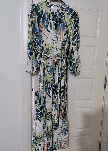 LC Waikiki elbise