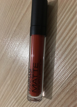 Farmasi matte liquid lipstick no.12